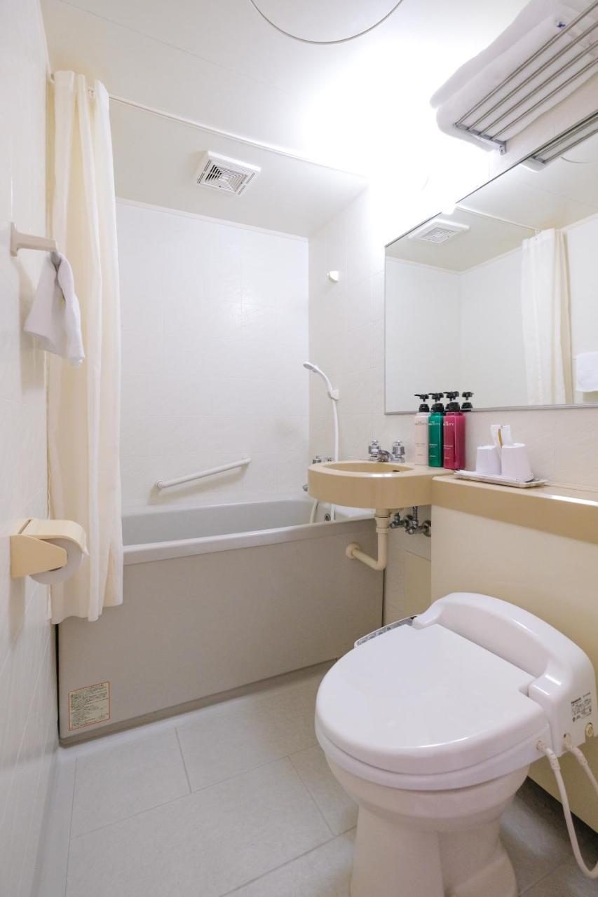 Hotel Maruki Наха Екстериор снимка